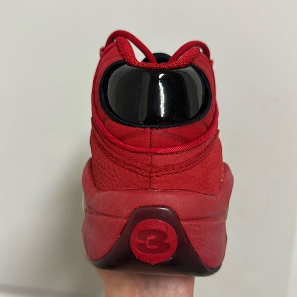 ⭐️REEBOK QUESTION MID BASKETBALL SNEAKERS - Picture 4 of 10